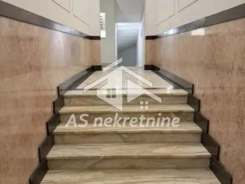 Izdavanje, dvosoban stan, 65m², Kalenić Pijaca, Vračar Sve Podlokacije - image 12