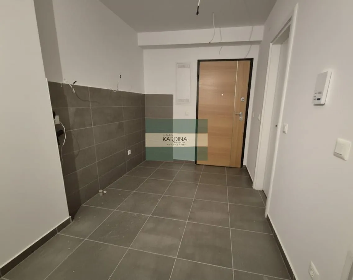 Prodaja, garsonjera, 26m², Aqua park, Jagodina