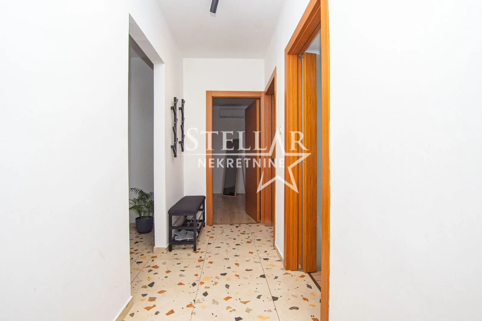 Rent, two bedroom apartment, 80m², Preko Morače, Podgorica