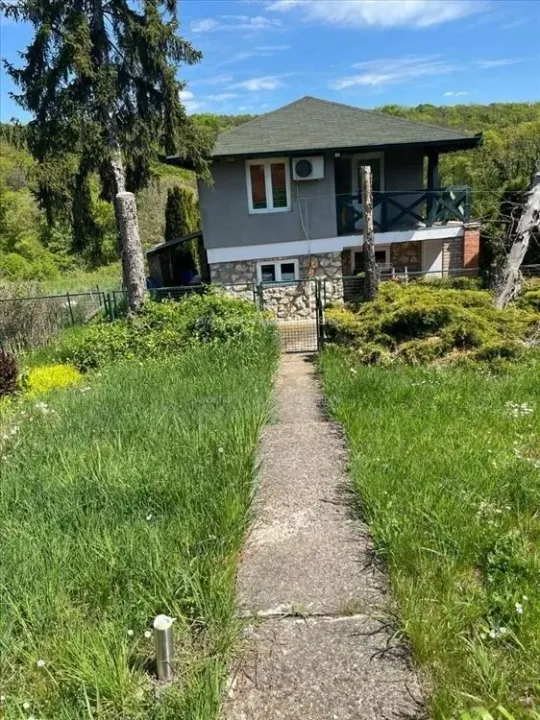 Sale, house, 120m², Irig mala, Vršac