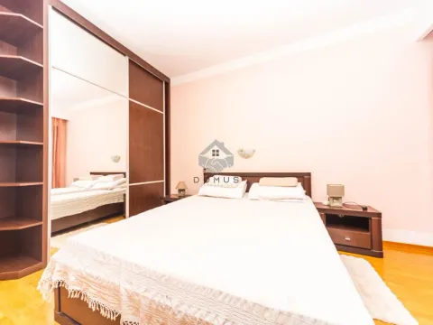 Prodaja, trosoban stan, 137m², Centar, Podgorica - image 7