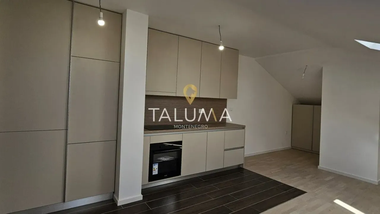 Sale, studio apartment, 45m², Tološi, Podgorica