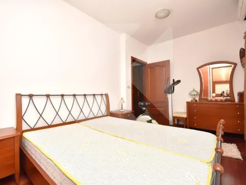 Rent, three bedroom apartment, 100m², Gorica C, Podgorica - image 8