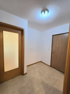 Prodaja, dvosoban stan, 64m², Stari Aerodrom, Podgorica - image 14