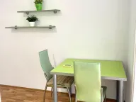 Prodaja, dvosoban stan, 43m², Južni Bulevar, Vračar Sve Podlokacije - image 2