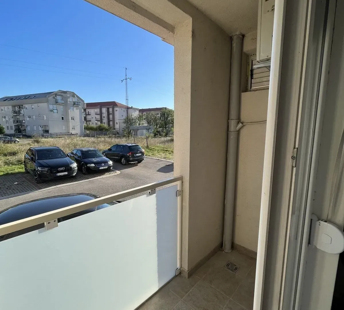 Izdavanje, jednosoban stan, 42m², Zabjelo, Podgorica
