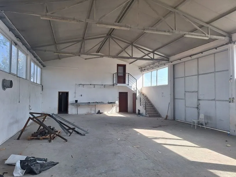 Rent, office space, 900m², Batajnica, Beograd