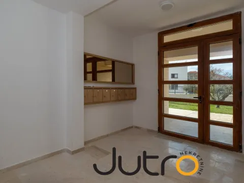 Izdavanje, jednosoban stan, 42m², Podgorica, Crna Gora - image 10