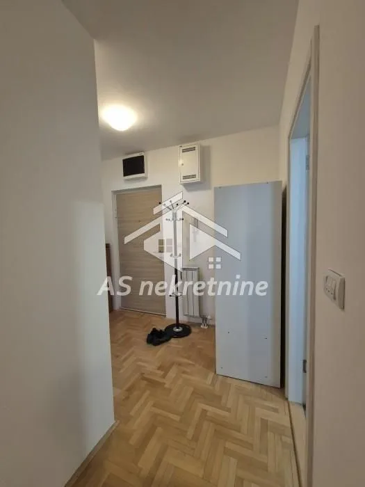 Izdavanje, jednosoban stan, 40m², Voždovac Sve Podlokacije, Beograd