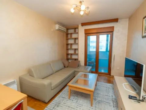 Rent, apartment, 50m², Preko Morače, Podgorica - image 6