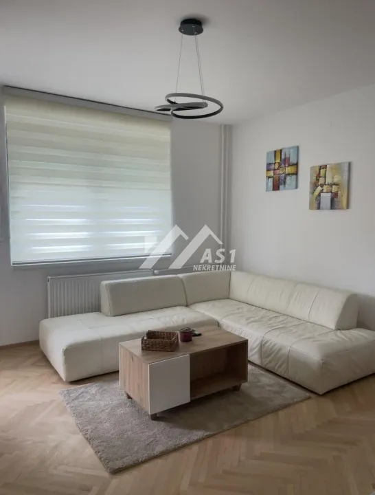 Izdavanje, dvosoban stan, 48m², Grbavica, Novi Sad Sve Podlokacije