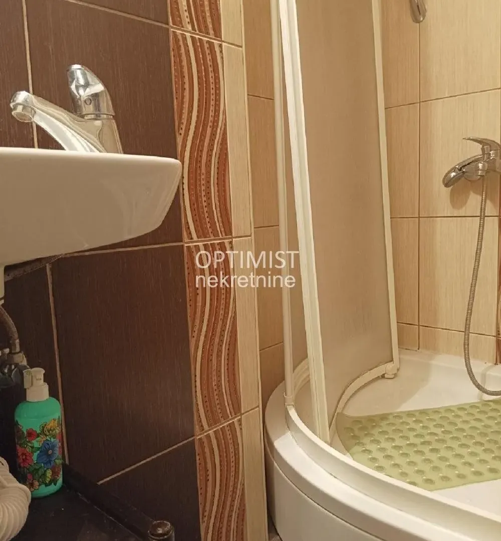Sale, apartment, 103m², Banovo Brdo, Beograd