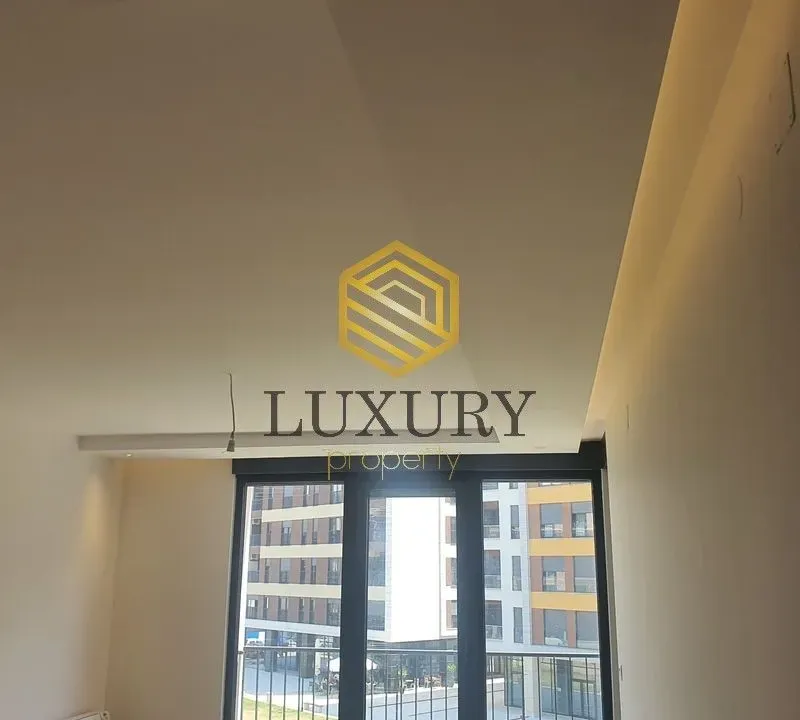 Izdavanje, dvosoban stan, 84m², Kod Capital Plaze, Podgorica