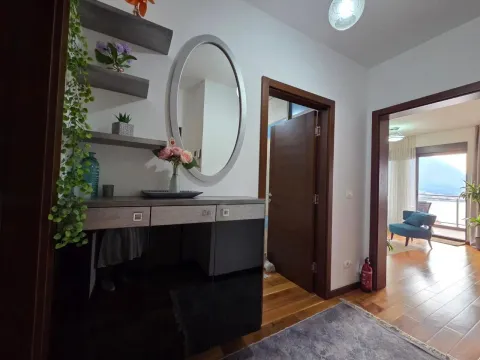 Rent, two bedroom apartment, 70m², Dobrota, Kotor - image 17