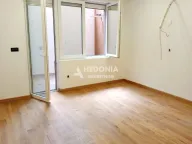 Prodaja, stan, 30m², Slavujev Venac, Zvezdara Sve Podlokacije - image 2