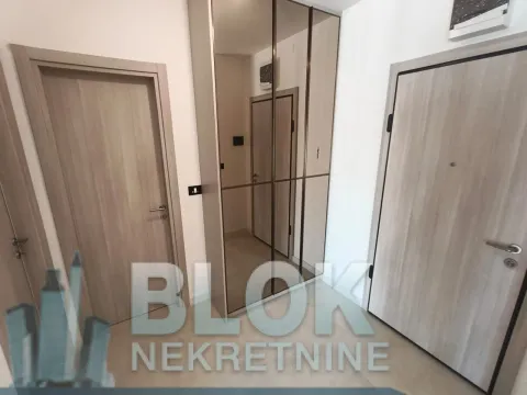 Rent, office space, 50m², Blok 9, Podgorica - image 3