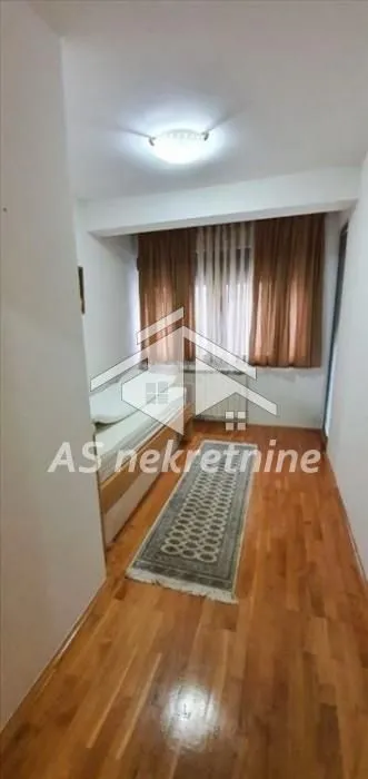 Rent, three bedroom apartment, 86m², Vračar Hram, Vračar Sve Podlokacije