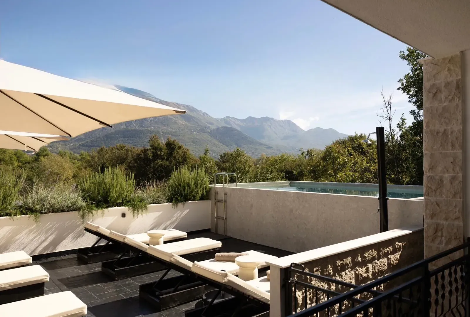 Prodaja, kuća, 424m², Tivat, Crna Gora