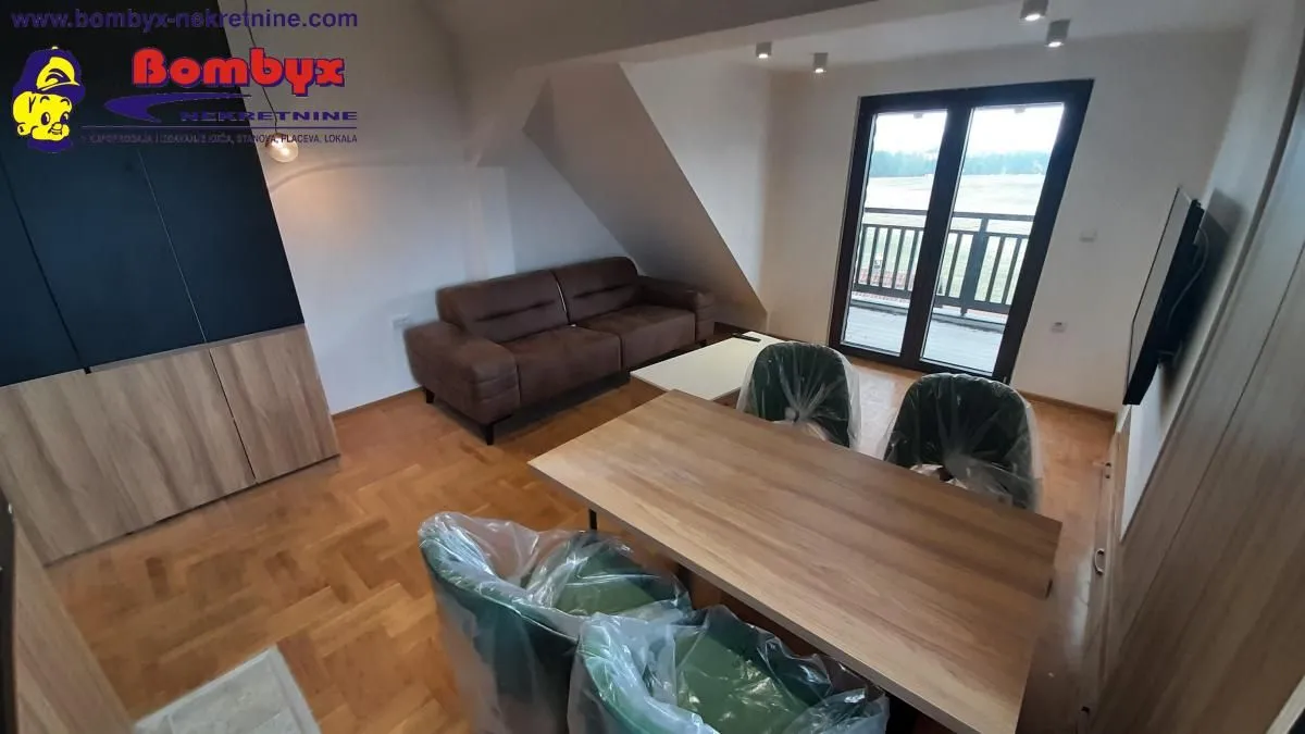 Prodaja, trosoban stan, 53m², Zlatibor, Srbija
