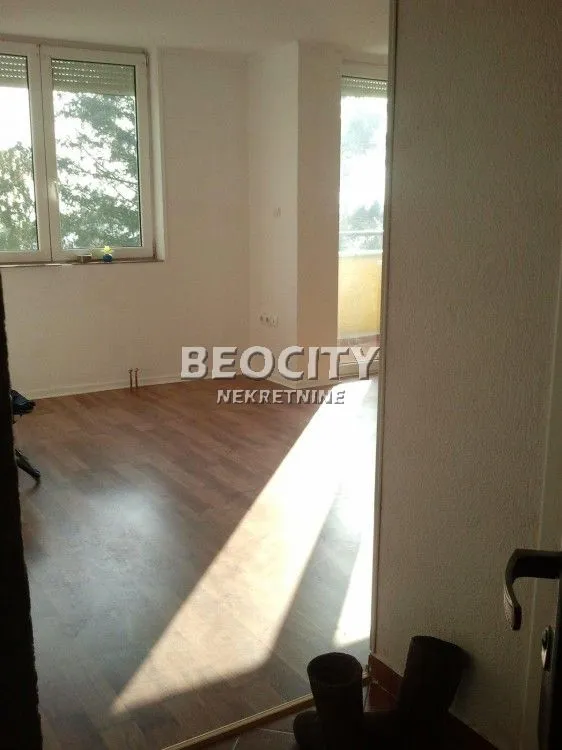Sale, one bedroom apartment, 43m², Labudovo Brdo, Beograd