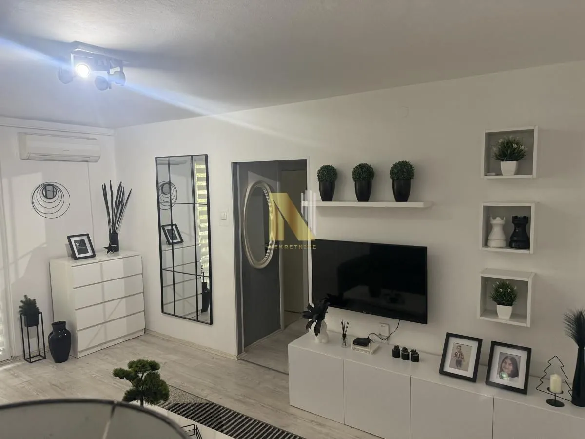 Sale, two bedroom apartment, 55m², Sajmište, Novi Sad