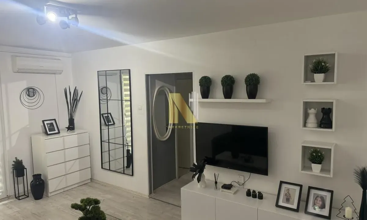 Prodaja, dvosoban stan, 55m², Sajmište, Novi Sad