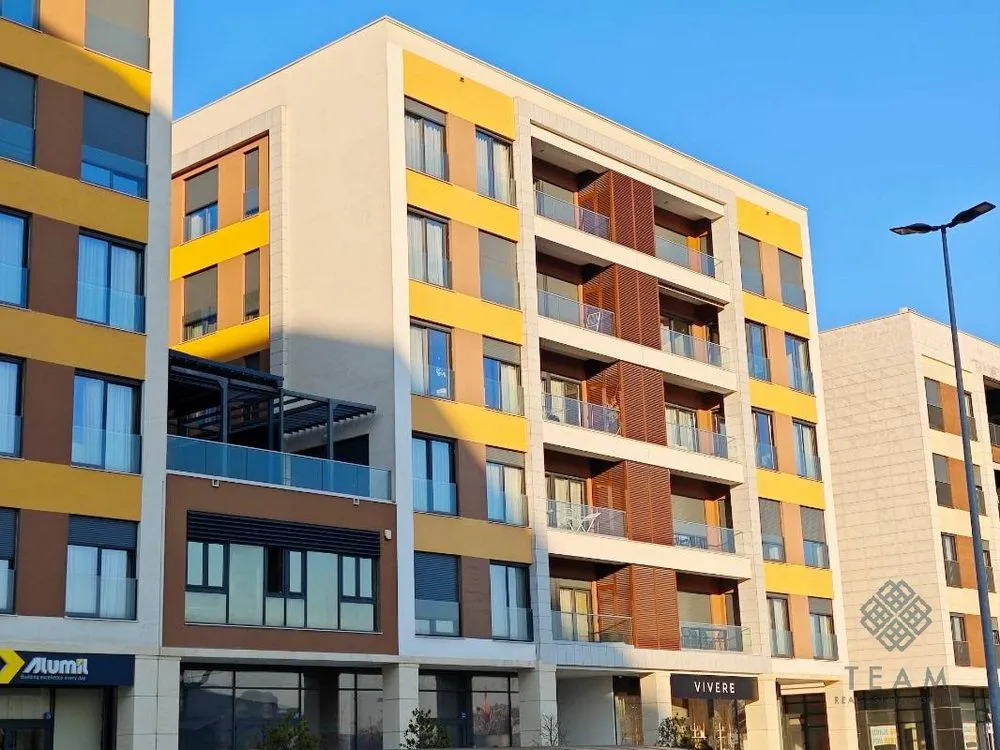 Rent, office space, 176m², Kod Capital Plaze, Podgorica
