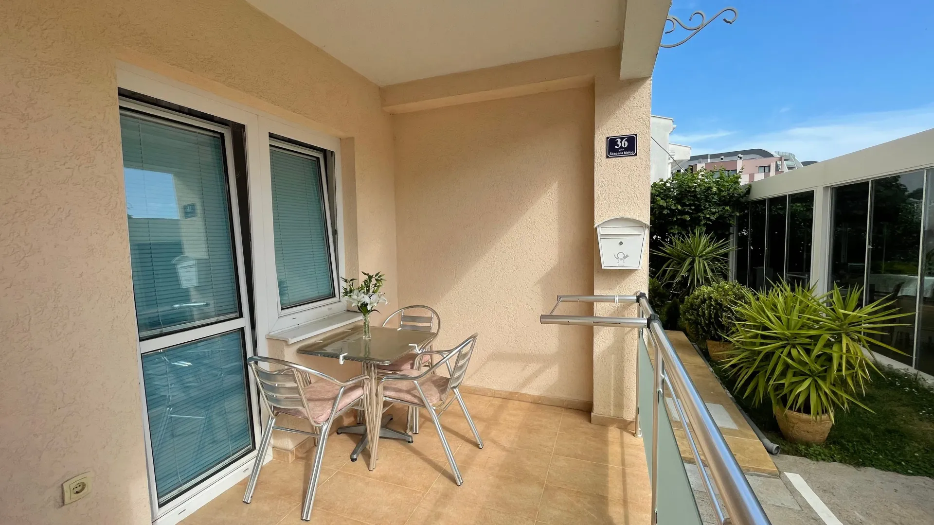 Daily-rent, one bedroom apartment, 50m², Centar, Bar