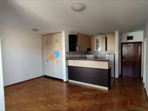 Rent, two bedroom apartment, 49m², Đeram Pijaca, Beograd - image 1