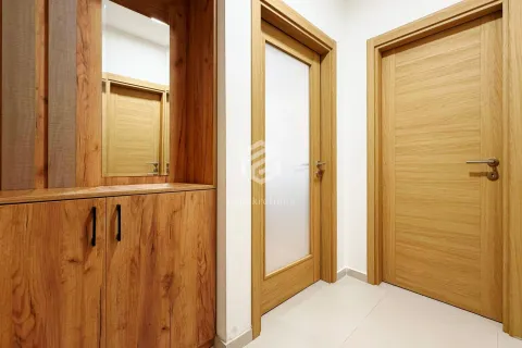 Izdavanje, jednosoban stan, 47m², City Kvart, Podgorica - image 14