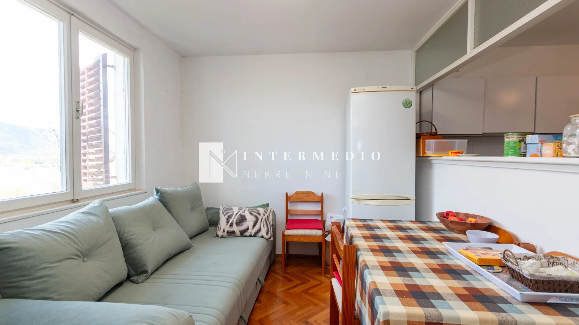 Prodaja, dvosoban stan, 69m², Centar, Herceg Novi