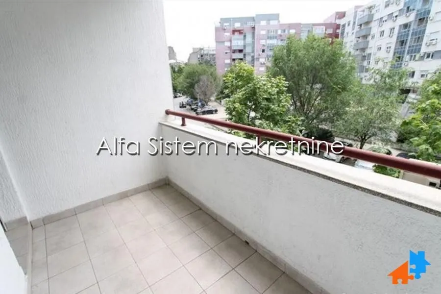 Rent, three bedroom apartment, 80m², Novi Beograd Sve Podlokacije, Beograd