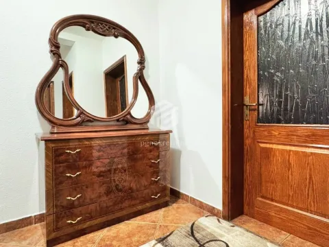 Izdavanje, trosoban stan, 110m², Masline, Podgorica - image 15