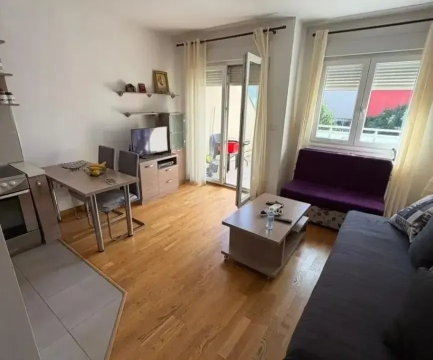 Prodaja, jednosoban stan, 38m², City Kvart, Podgorica