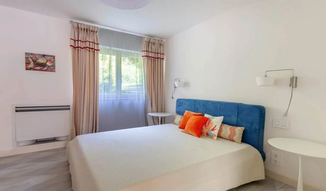 Sale, house, 423m², Lepetani, Tivat