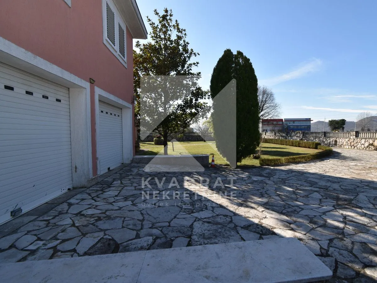 Rent, house, 300m², Donja Gorica, Podgorica