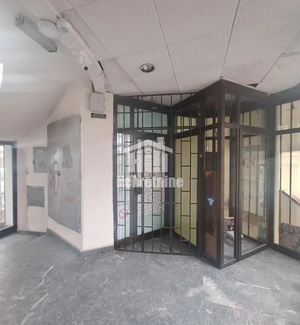 Rent, office space, 20m², Čukarica, Beograd
