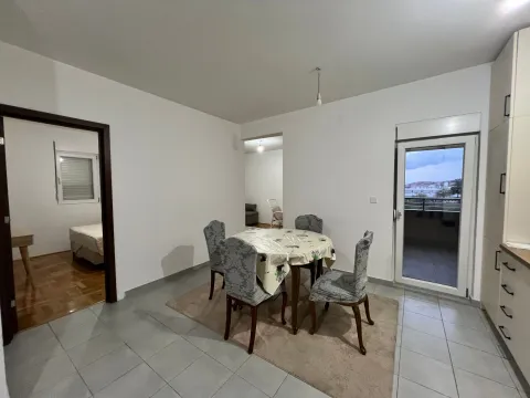 Rent, two bedroom apartment, 64m², Krivi Most, Podgorica - image 3