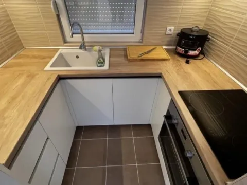 Sale, one bedroom apartment, 49m², Tivat, Crna Gora - image 3