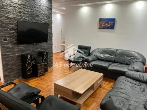 Rent, three bedroom apartment, 120m², Uciteljsko Naselje, Zvezdara Sve Podlokacije
