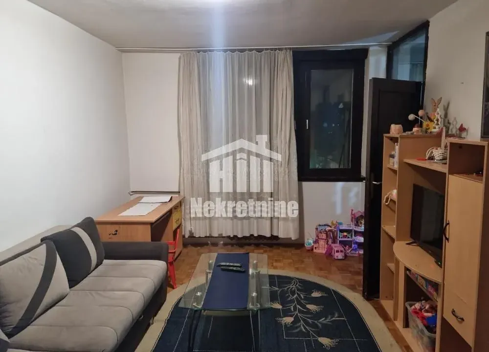 Prodaja, dvosoban stan, 60m², Batajnica, Beograd
