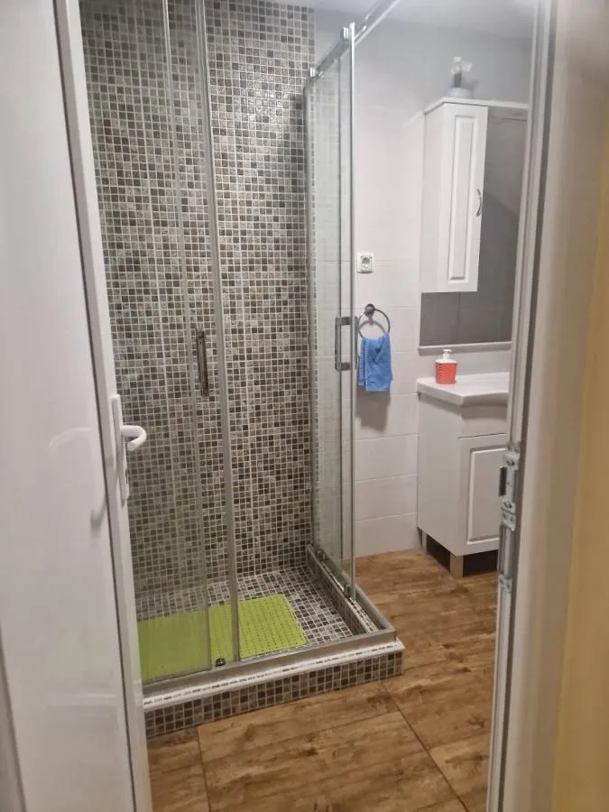 Rent, one bedroom apartment, 57m², Tivat, Crna Gora