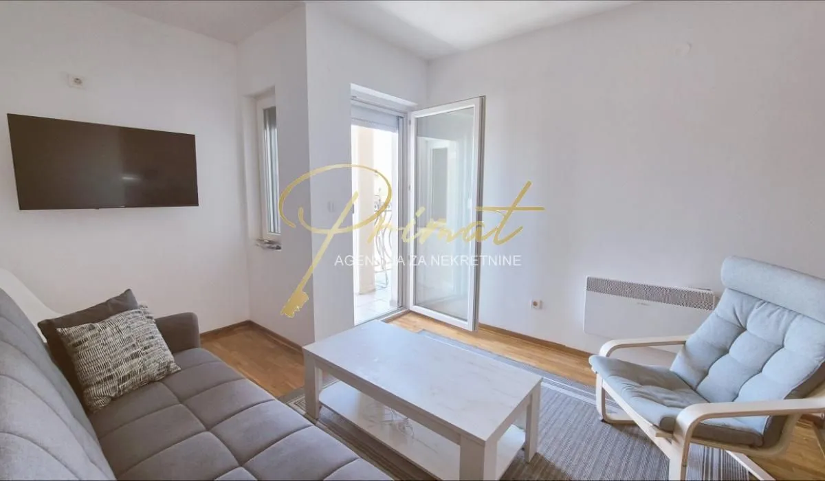 Rent, two bedroom apartment, 40m², Gradska Bolnica, Zvezdara Sve Podlokacije