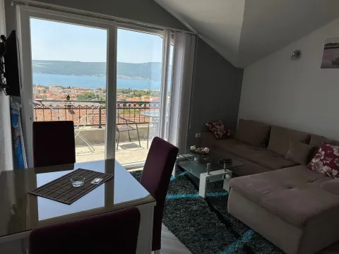 Izdavanje, jednosoban stan, 40m², Mažina, Tivat - image 1