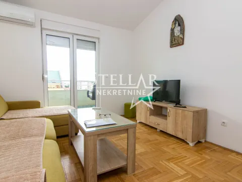 Rent, apartment, 46m², Stari Aerodrom, Podgorica - image 1