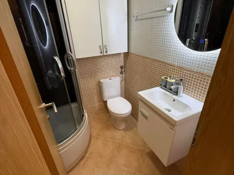 Izdavanje, trosoban stan, 43m², City Kvart, Podgorica - image 3