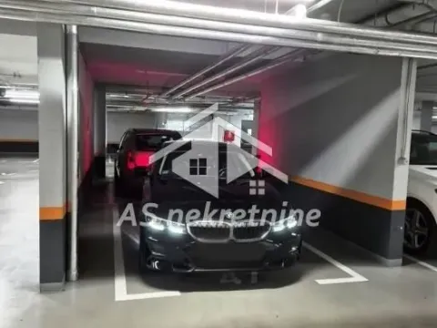 Izdavanje, trosoban stan, 85m², Novi Beograd Blok 67, Novi Beograd Sve Podlokacije - image 16