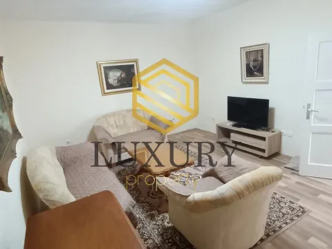 Izdavanje, kuća, 45m², Stara Varoš, Podgorica - image 6