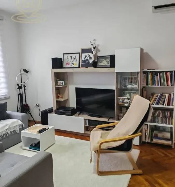 Sale, two bedroom apartment, 51m², Centar, Kragujevac