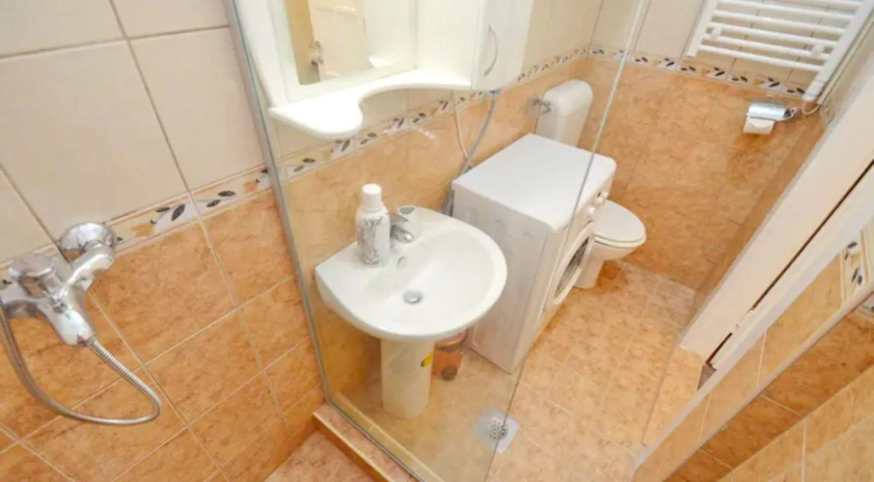 Prodaja, dvosoban stan, 42m², Stari Grad Kotor, Kotor